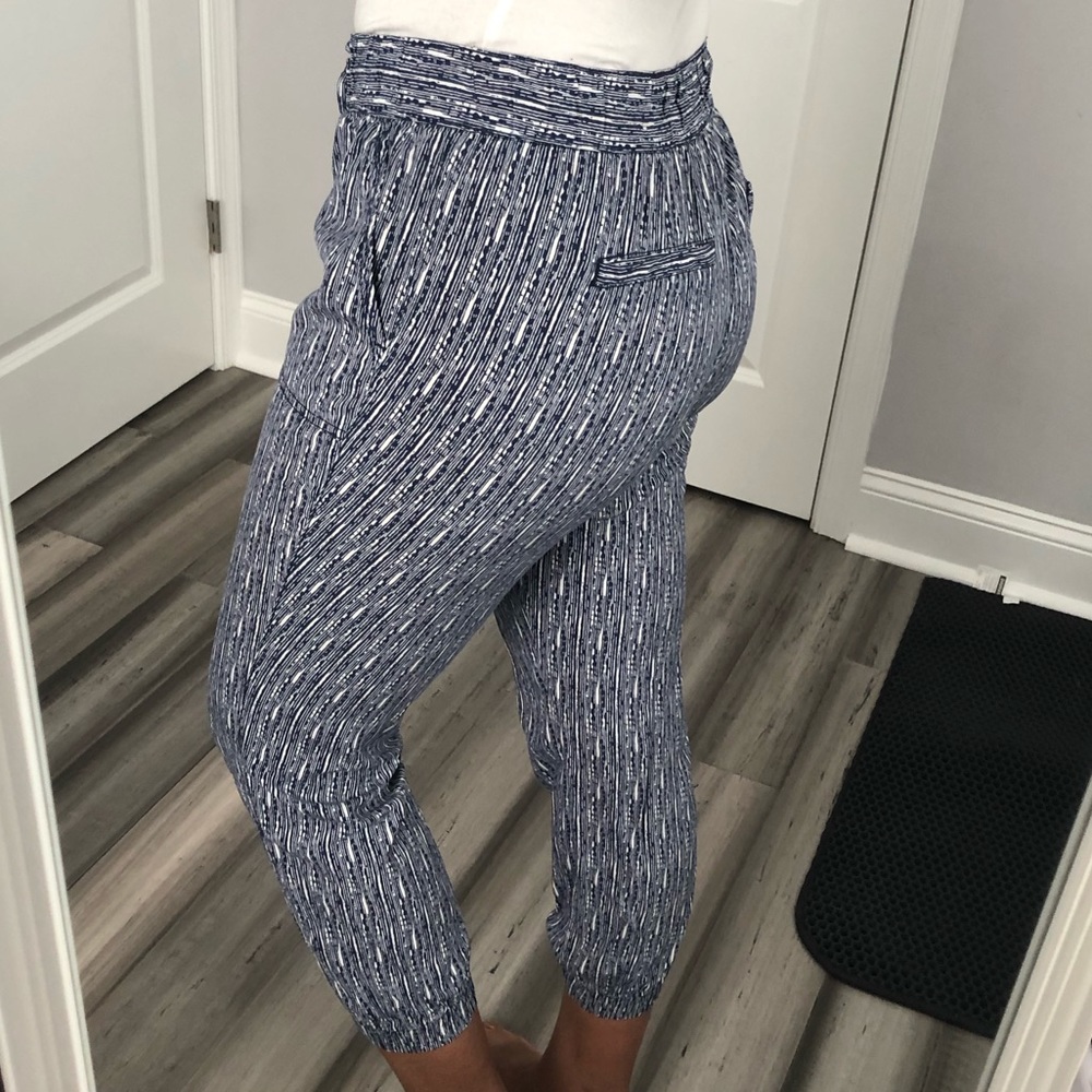 Gap Cropped Joggers